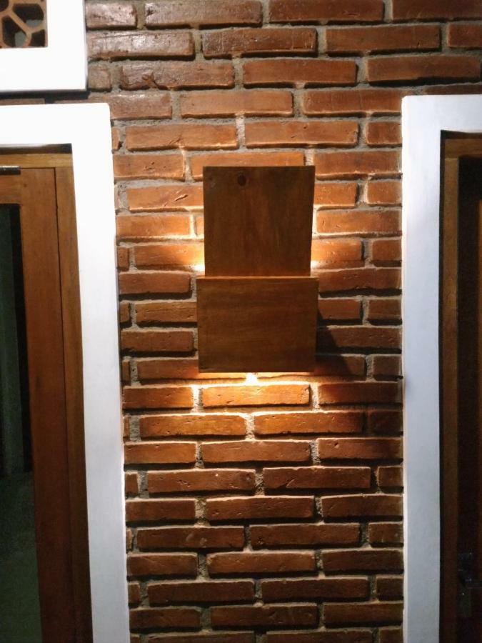 Genthong Homestay 마겔랑 외부 사진