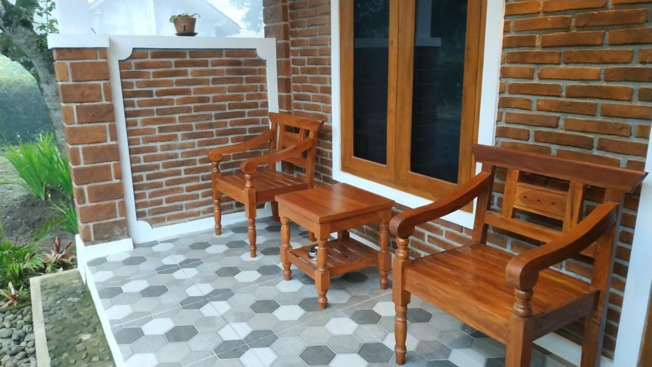 Genthong Homestay 마겔랑 외부 사진
