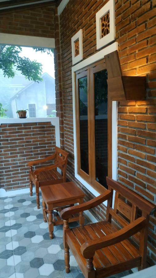 Genthong Homestay 마겔랑 외부 사진