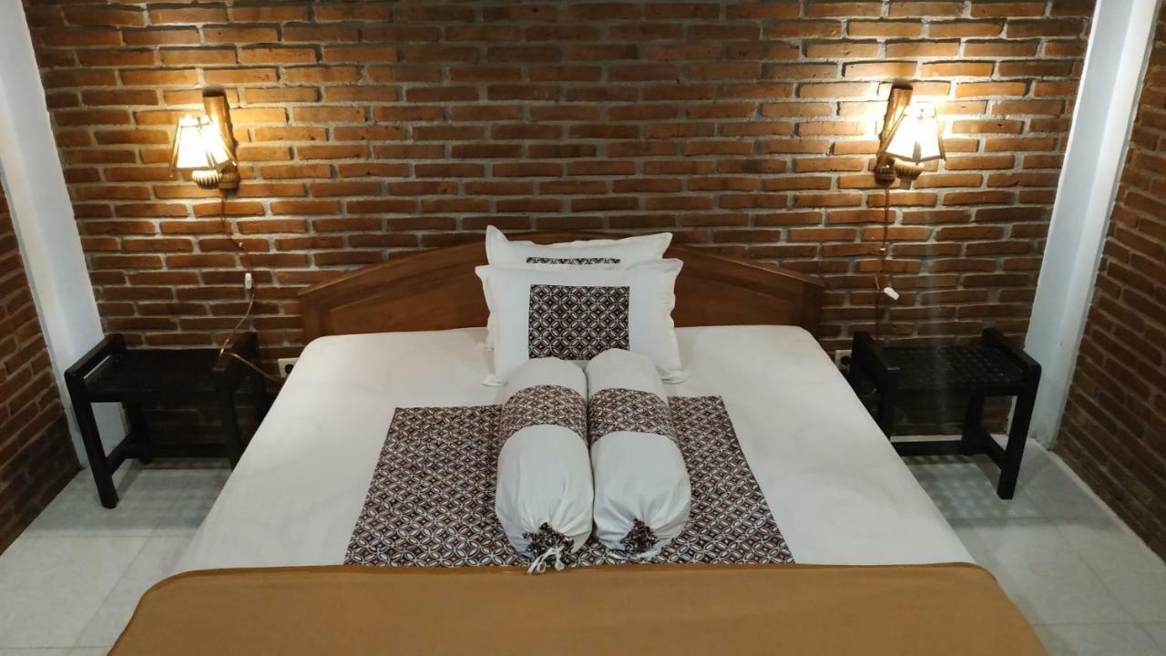Genthong Homestay 마겔랑 외부 사진